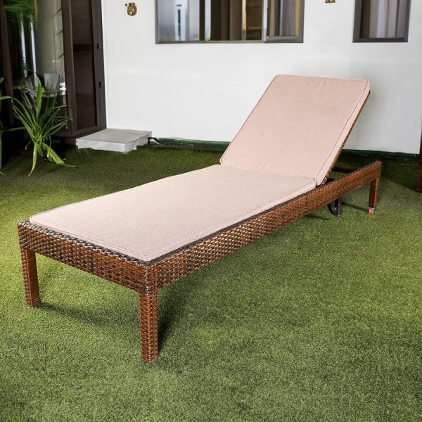 خرید تخت استخری پیونی مخصوص هتل، ویلا و مجموعه‌های ورزشی